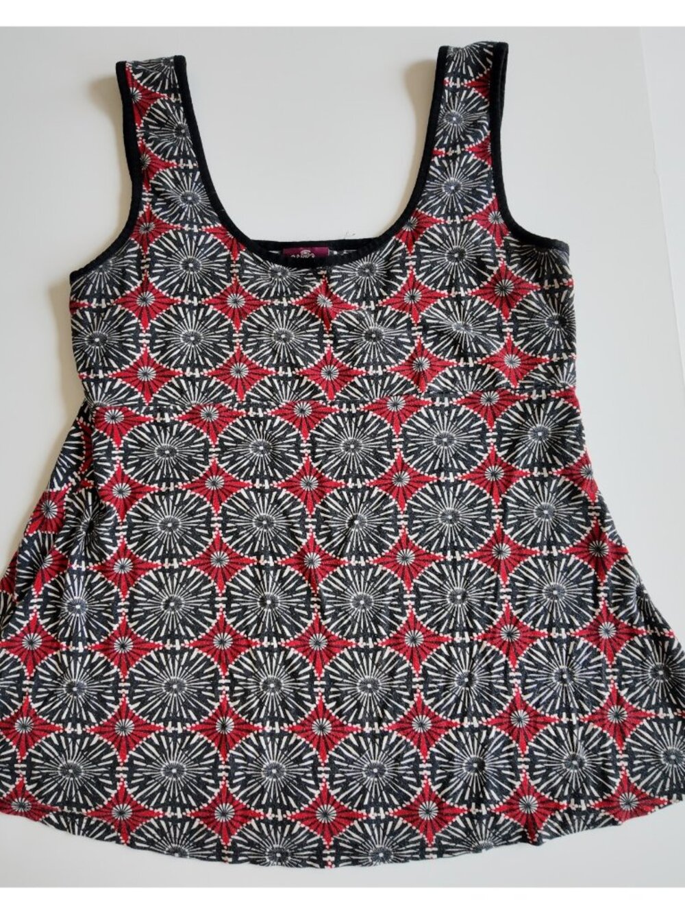 Vintage BOHO salaam flowy top with retro pattern size medium